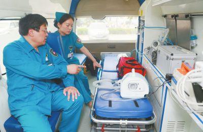 霍林郭勒市妇婴监护型护送