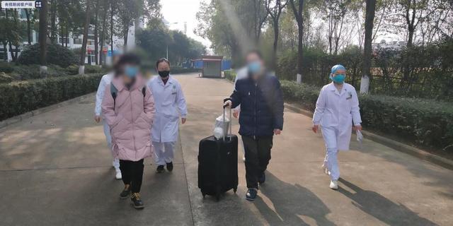 霍林郭勒市病人院后返乡